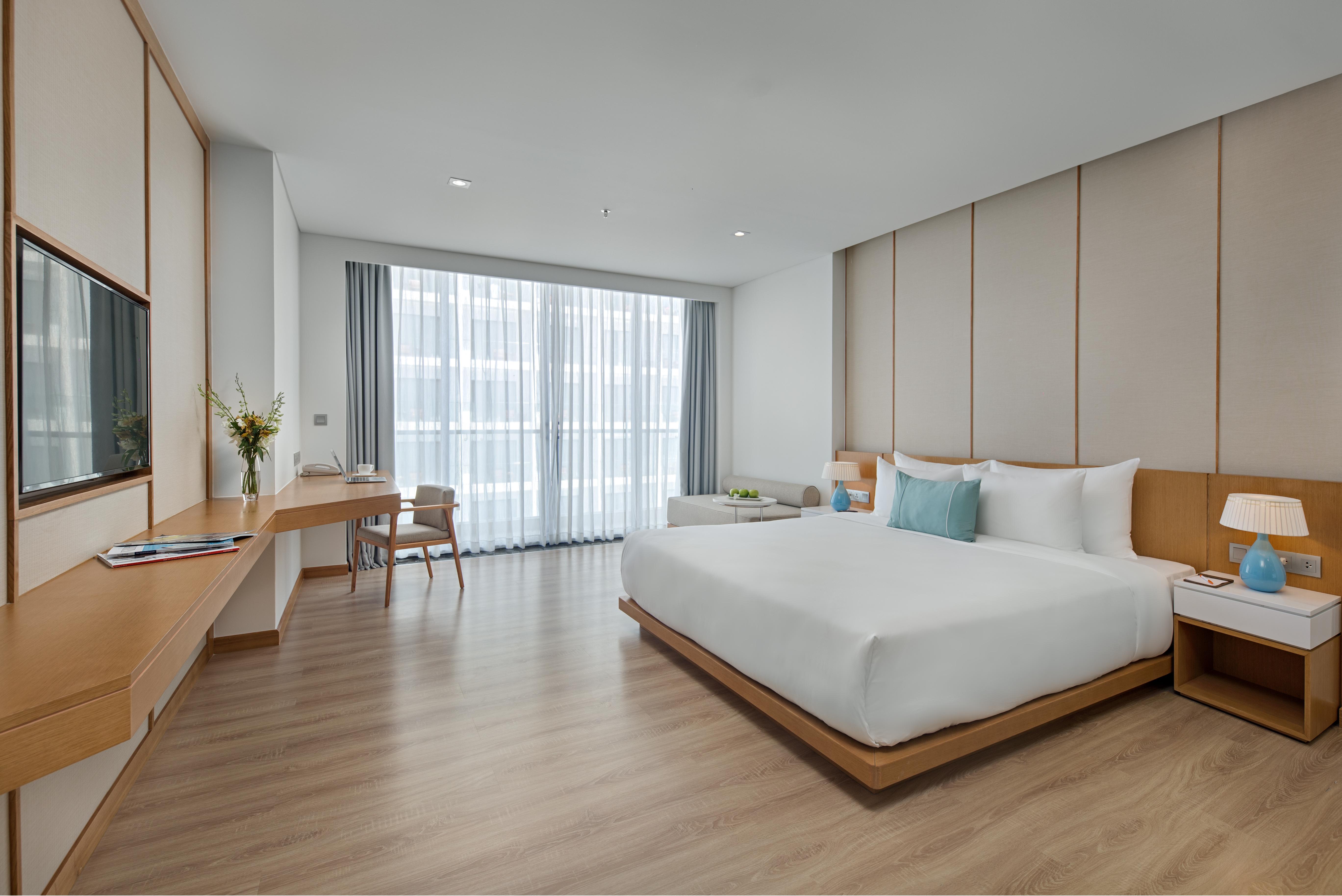Tms Hotel Da Nang Beach Exterior photo Deluxe Room