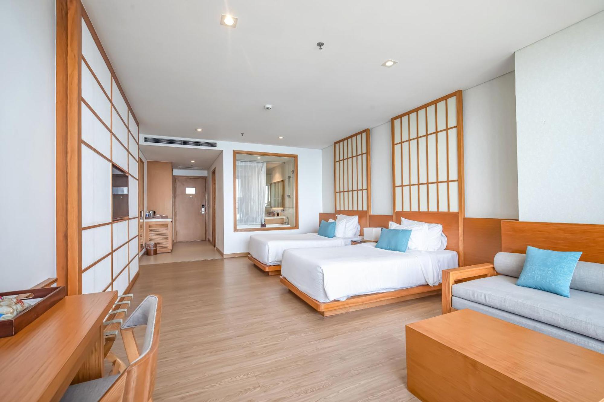 Tms Hotel Da Nang Beach Exterior photo Deluxe Room